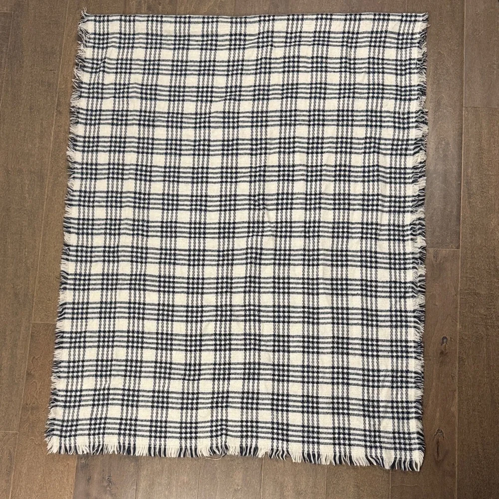 ALDO Plaid Oversized Blanket Scarf Wrap Shawl Fringe